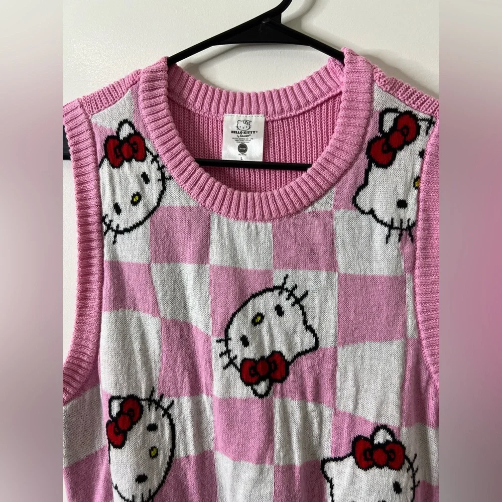 Hello Kitty sweater vest - Picture 3 of 5